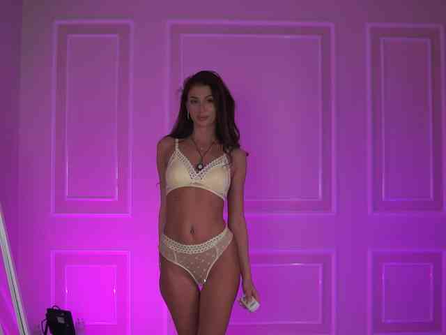 SammiMonroe SammiMonroe