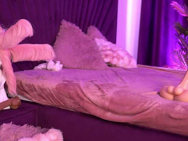 ScarletNoir's BongaCams show and profile