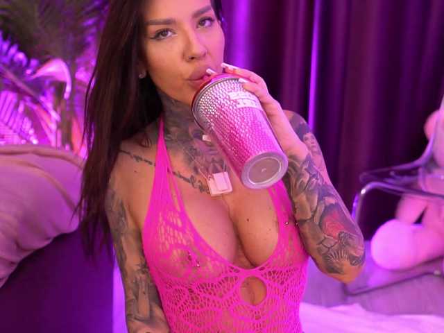 ScarletNoir's BongaCams show and profile