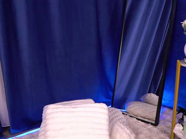 ScarletNoir Live Cam on BongaCams