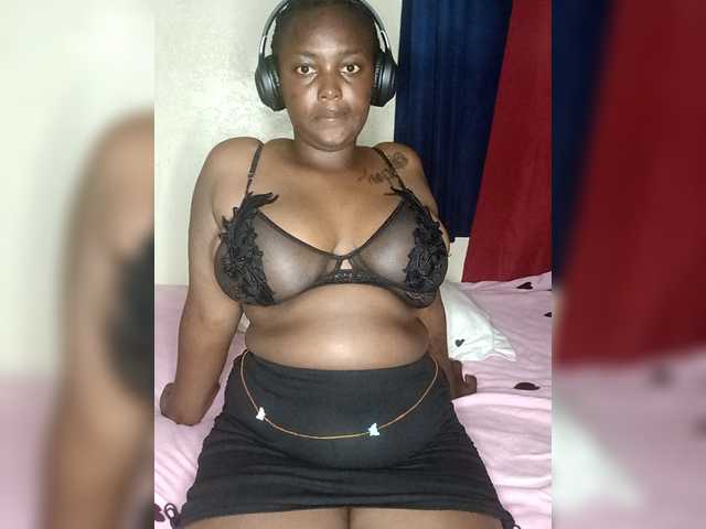 Goddesshope's BongaCams show and profile