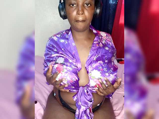 Goddesshope's BongaCams show and profile