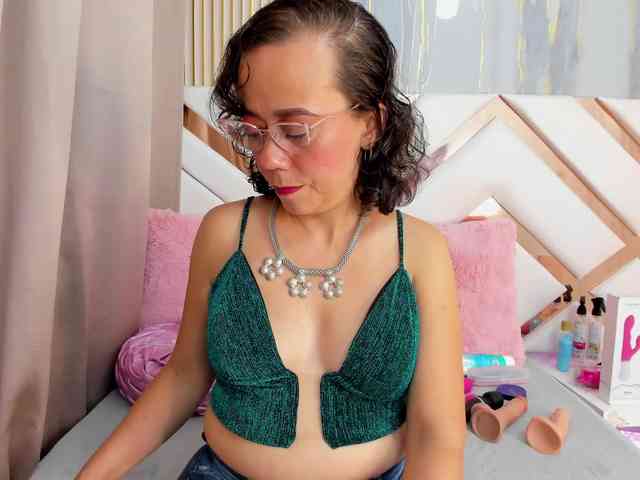 NicolettRyan Live Webcam on BongaCams