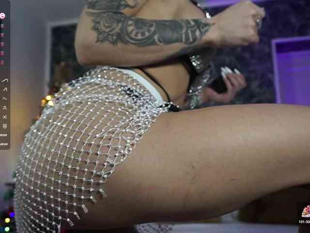 BriannaGolddenn webcam