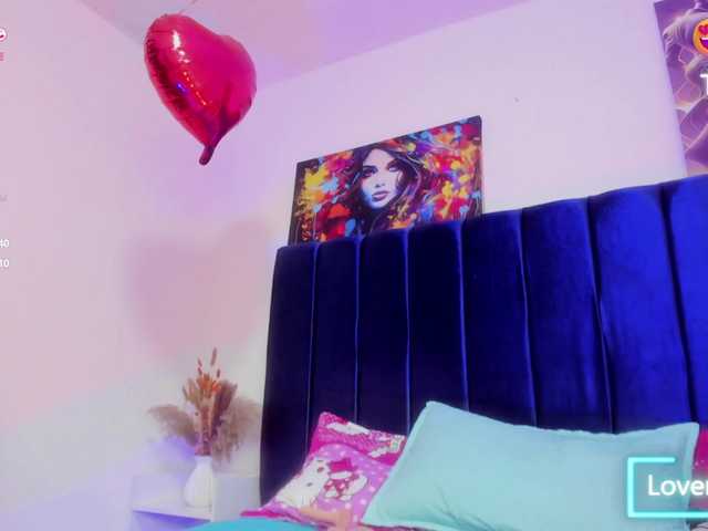 Bombom-brown's BongaCams show and profile