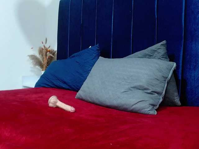 Bombom-brown live cam profile