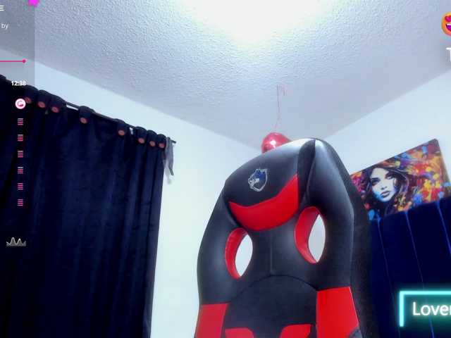 Bombom-brown's BongaCams show and profile