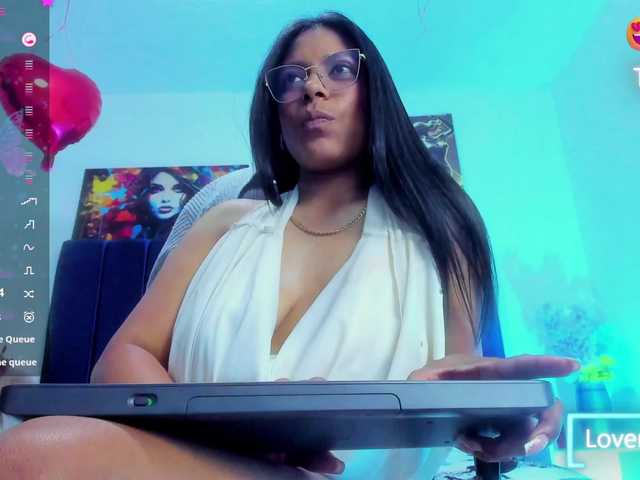 Bombom-brown's BongaCams show and profile