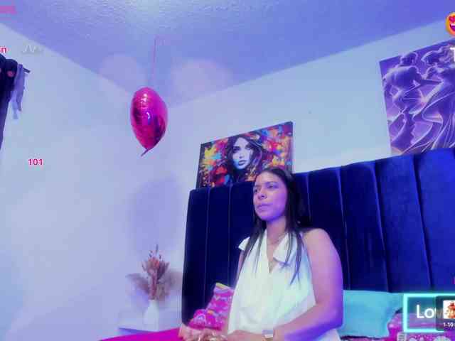 Bombom-brown Live Webcam on BongaCams