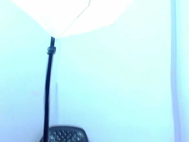 queendesiree's BongaCams show and profile