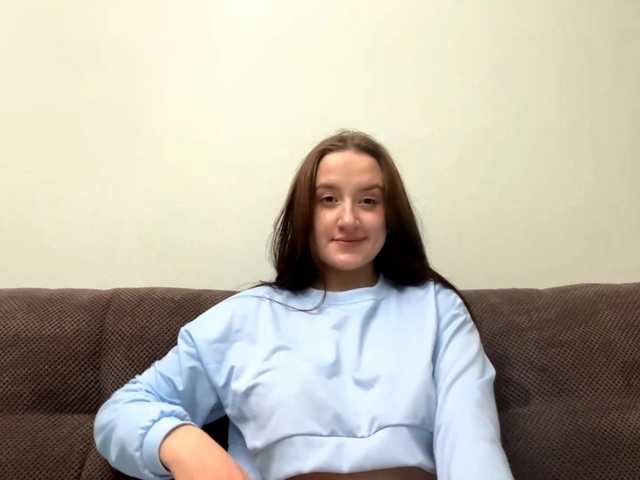 tinykissme – webcam model profile photo