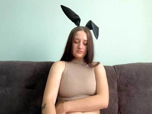 tinykissme's BongaCams show and profile