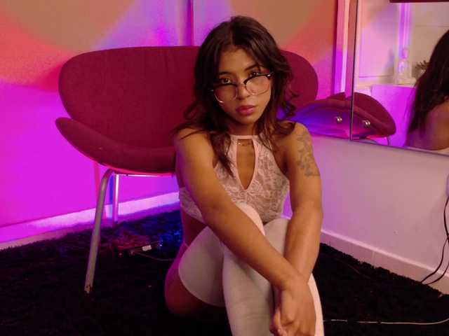 Foxxy Roxxy (Foxxy-Roxxy)