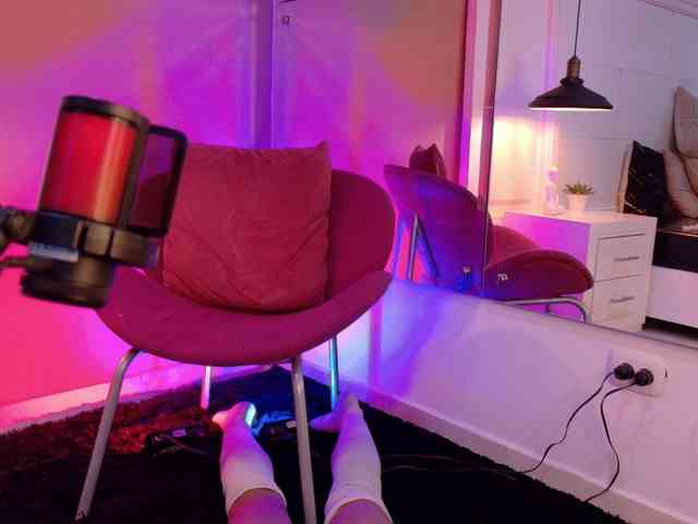 Foxxy-Roxxy Foxxy-Roxxy