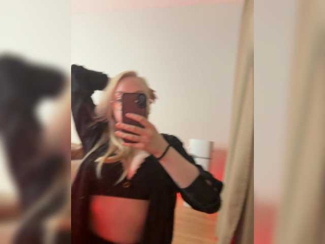 Kiraaaaaa – webcam model profile photo