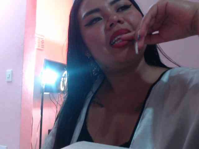 Amarantha-Sinclair69 webcam