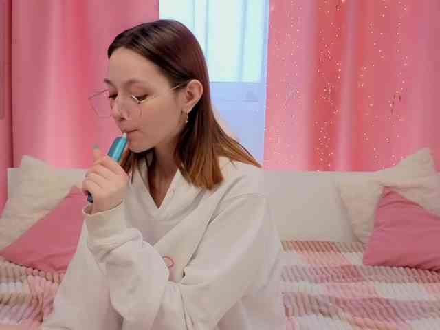 mia-roxxxx mia-roxxxx