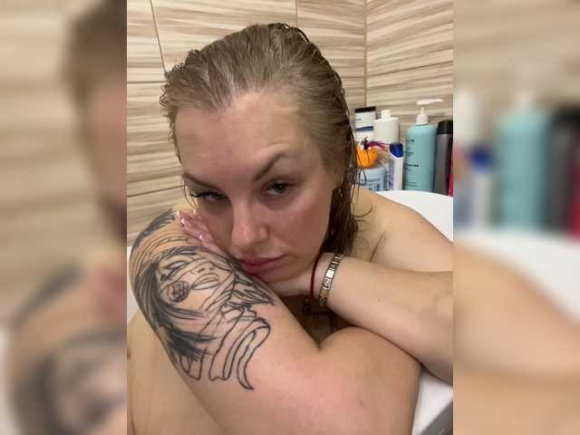 RobinLili Live Cam on BongaCams