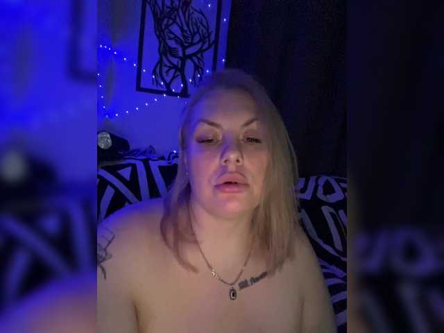 RobinLili's BongaCams profile