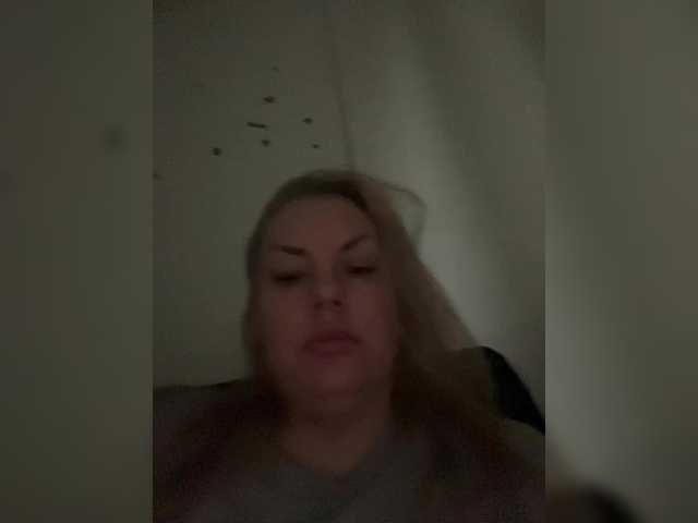 RobinLili – webcam model profile photo