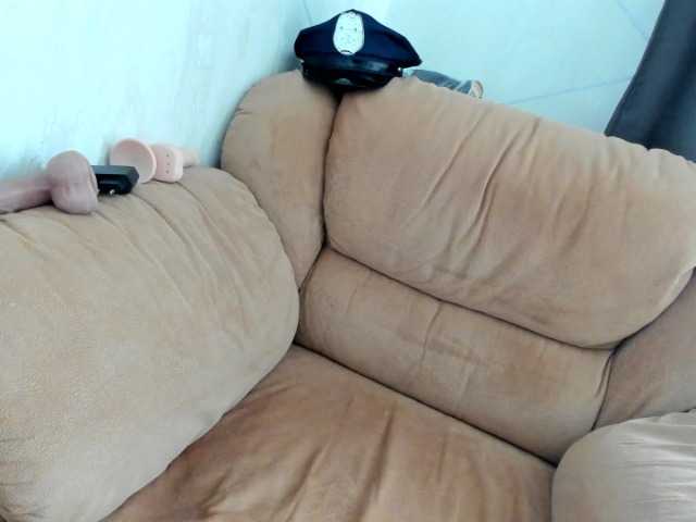 RobinLili's BongaCams show and profile