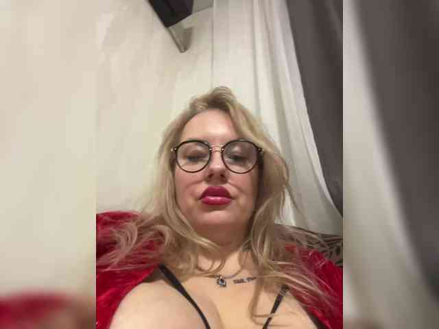 RobinLili webcam
