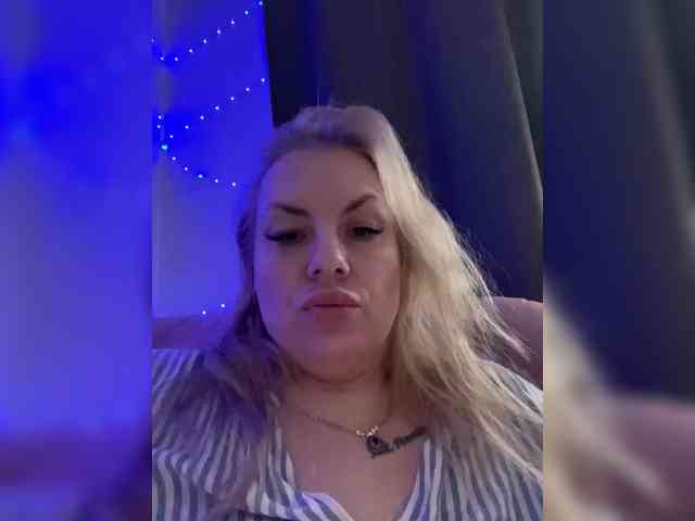 RobinLili webcam
