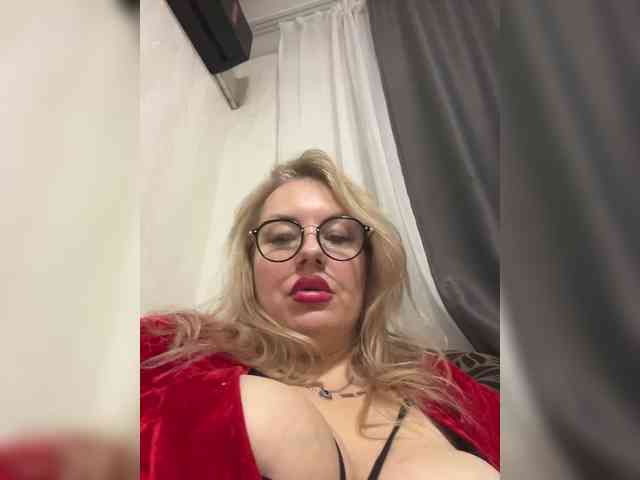 RobinLili webcam