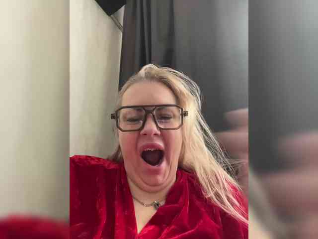 RobinLili Live Webcam on BongaCams