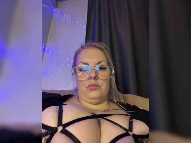 RobinLili webcam