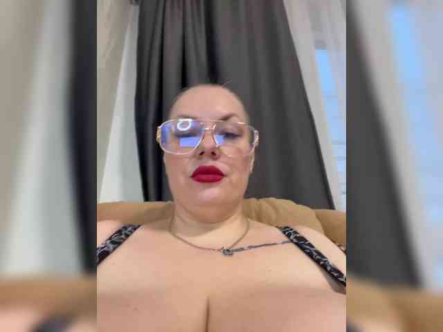 RobinLili webcam