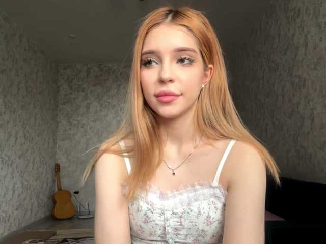 DeettaSkow – webcam model profile photo