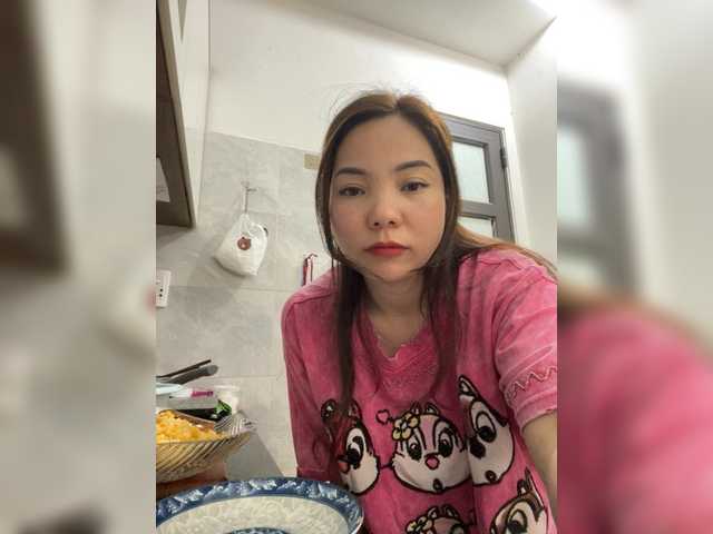 Linda288's BongaCams show and profile