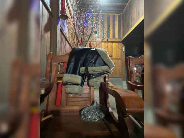 Linda288 Live Webcam on BongaCams