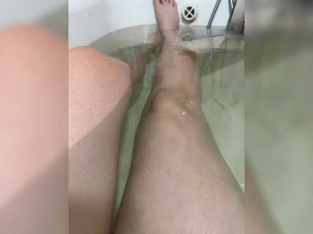 Dishka89 – webcam model profile photo