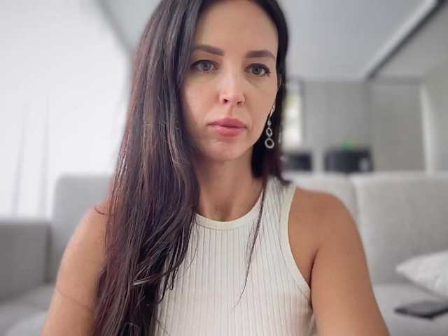 GoddessLaVitaBella's BongaCams show and profile