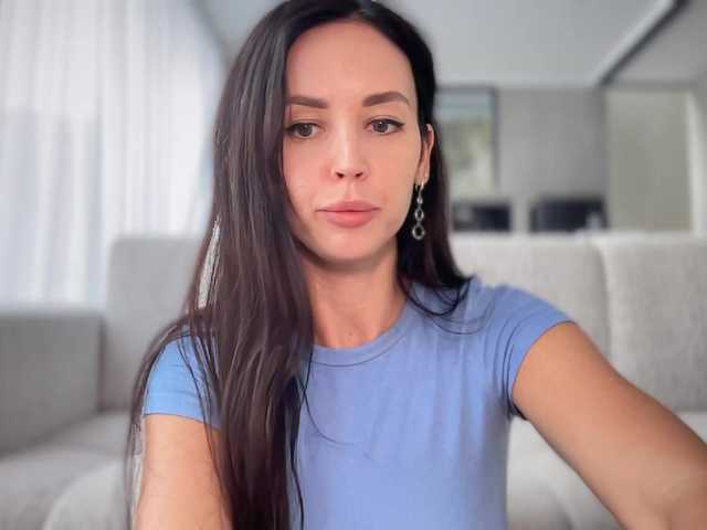 GoddessLaVitaBella's BongaCams show and profile