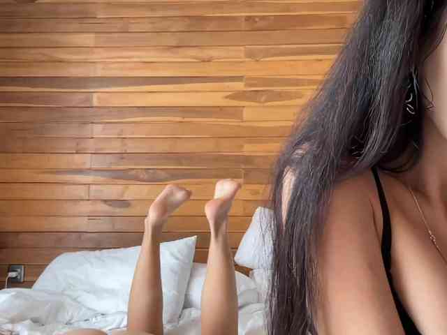 GoddessLaVitaBella webcam