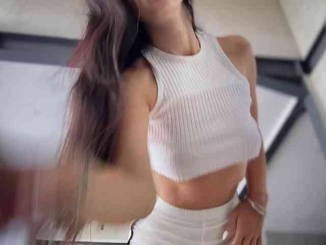 GoddessLaVitaBella webcam