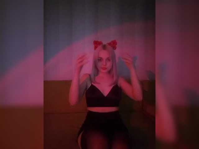 VirginiaSlims00 – webcam model profile photo