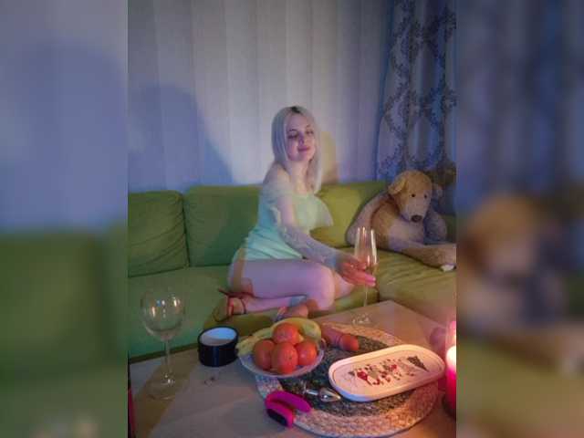 VirginiaSlims00 from BongaCams is Freechat