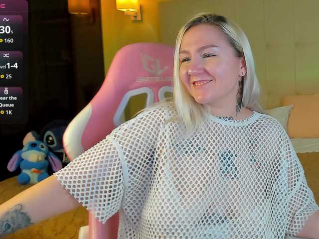 Debbie-Taylor's BongaCams show and profile