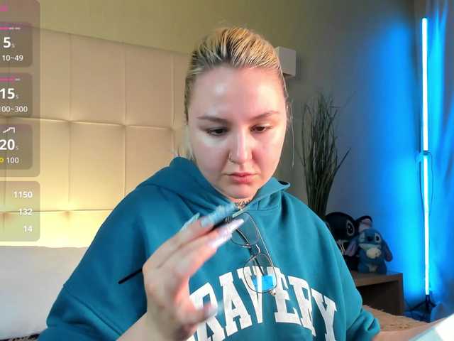 Debbie-Taylor's BongaCams show and profile