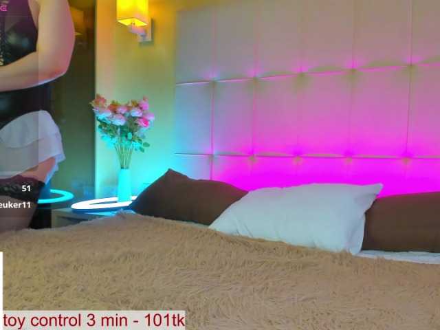 Debbie-Taylor's BongaCams show and profile