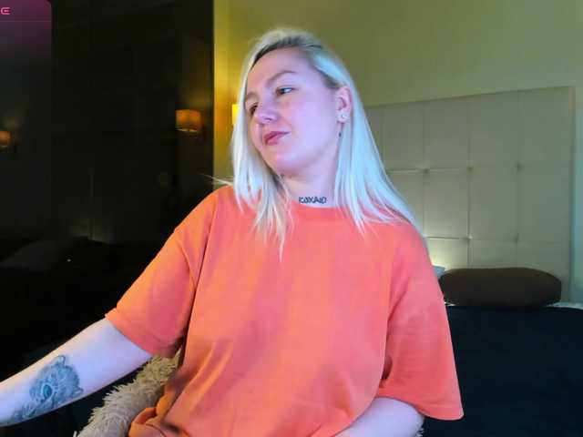 Debbie-Taylor's BongaCams show and profile