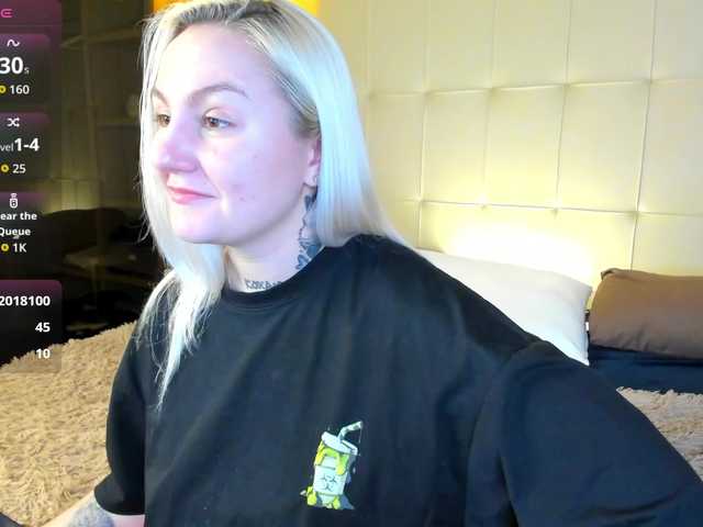 Debbie-Taylor's BongaCams show and profile