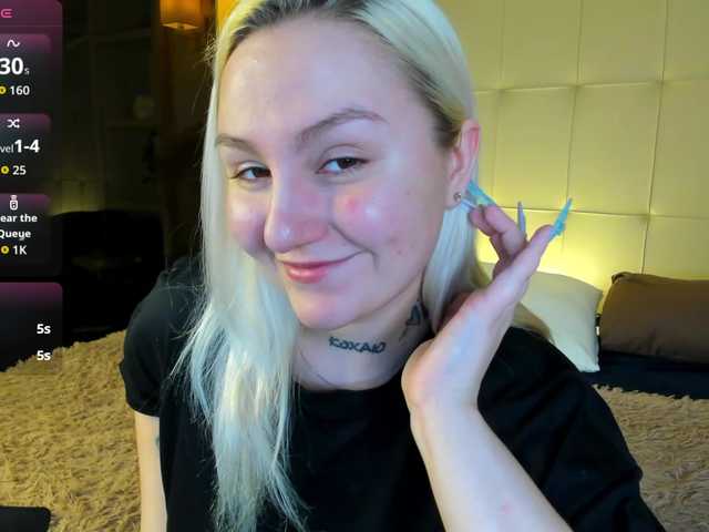 Debbie-Taylor's BongaCams show and profile