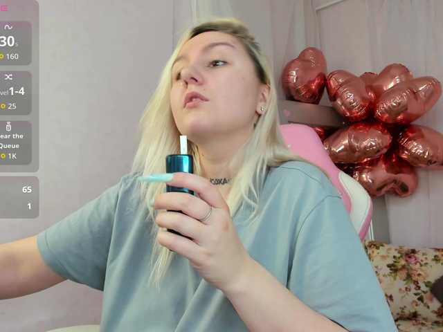 Debbie-Taylor's BongaCams show and profile