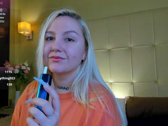 Debbie-Taylor's BongaCams show and profile