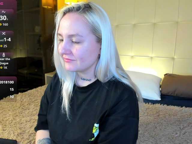 Debbie-Taylor's BongaCams show and profile